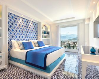 Grand Hotel Capodimonte - Sorrento - Bedroom