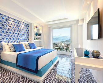 Grand Hotel Capodimonte - Sorrento - Yatak Odası