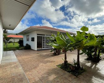 Manureva Nui Hotel Boutique - Hanga Roa - Außenansicht
