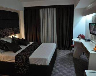 Hotel Plaza - Craiova - Habitación
