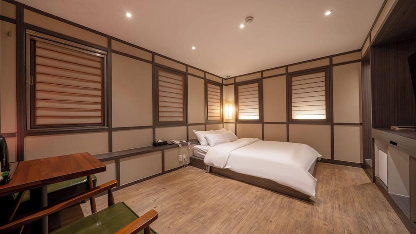 Gong-Ju Touristhotel Ink