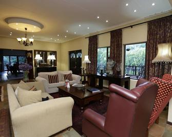 Shangri-La Manor - Hoekwil - Lounge
