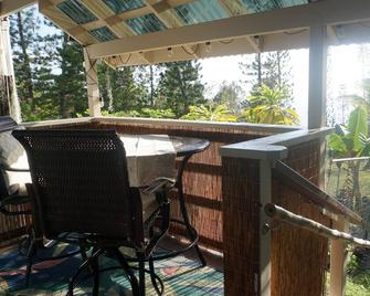 Peaceful farm stay on the hills of West Hawaii overlooking the pacific ocean! - Captain Cook - Balcony