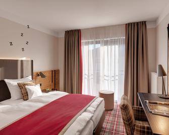Hotel Traumschmiede - Unterneukirchen - Bedroom
