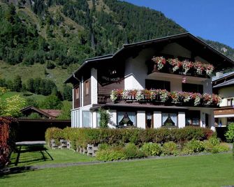 Chalet in Fusch near Ski Lift and Lake - Fusch an der Großglocknerstraße - Gebäude