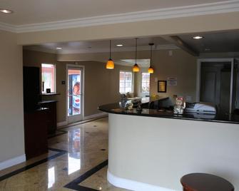 Chateau Inn & Suites - Downey