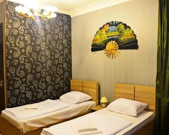 Hotel Old Villa Metekhi - Tbilisi - Bedroom