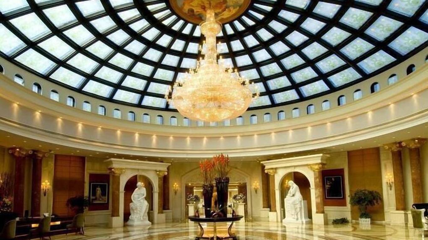 Zhejiang Tianducheng French Themed Resort