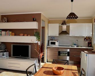 Serenity in the countryside close to the pleasures of the most beautiful beaches Valincu - Olmeto - Cuisine