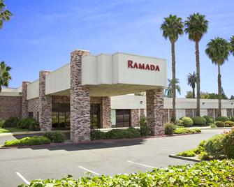 Ramada by Wyndham Sunnyvale/Silicon Valley - Sunnyvale - Bygning
