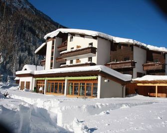 Bio Hotel Stillebach - St. Leonhard im Pitztal - Budova