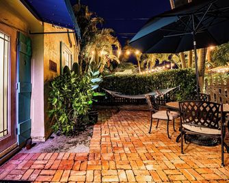 Key West Cottage - West Palm Beach - Innenhof