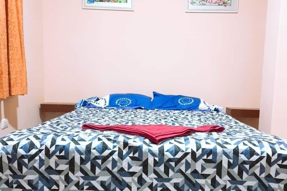 At 400 Meters Land Terminal Or Bus Station. Low Prices. - Puno - Bedroom