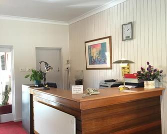 Lithgow Valley Motel - Lithgow - Front desk