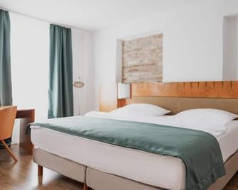 Hotel Cristallo - Landshut - Bedroom