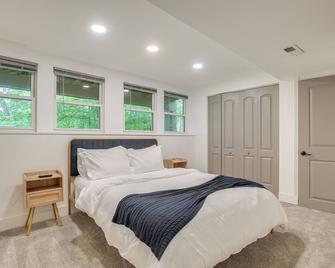 Spacious Riverfront Delaware Home with Views - Delaware - Slaapkamer