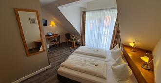 Hotel Am Klostergarten - Freising - Schlafzimmer