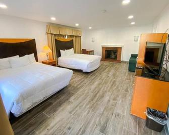 Town and Country Inn - Santa Barbara - Bedroom