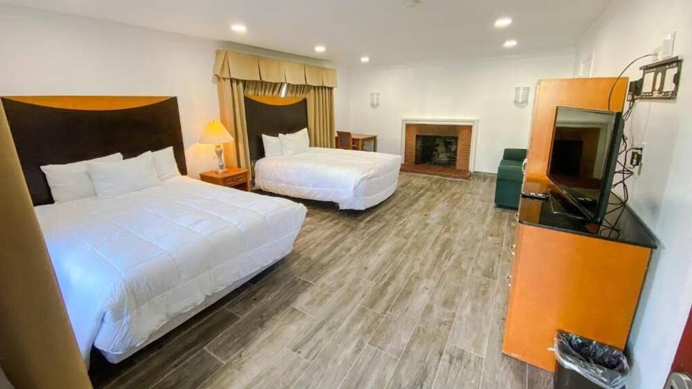 Town and Country Inn