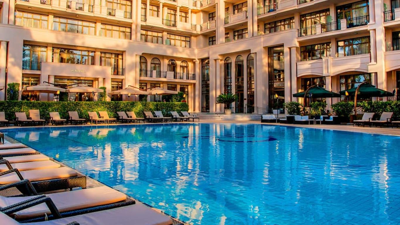 ジョージア パレス ホテル & スパ