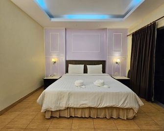 Baan Suksiri Hotel - Hua Hin