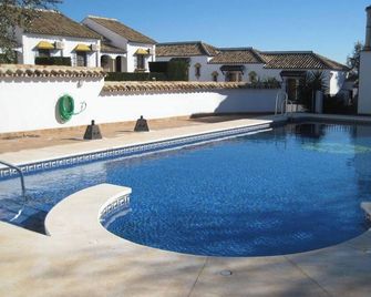 Pleasant house with pool - Hornachuelos - Piscina