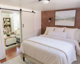 Our Little Villa! Near Freeway, Isu, & Hospital! - Pocatello - Bedroom