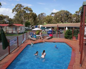 Warrnambool Motel And Holiday Park - Warrnambool