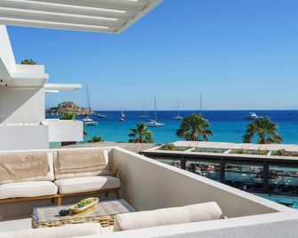 Mykonos Dove Beachfront Hotel - Mykonos - Balcony