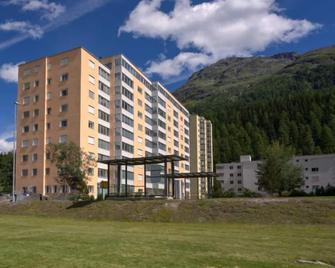 Apartment Chesa Ova Cotschna 305 by Interhome - St. Moritz - Building