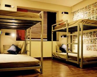 Stops Hostel - New Delhi - Soverom