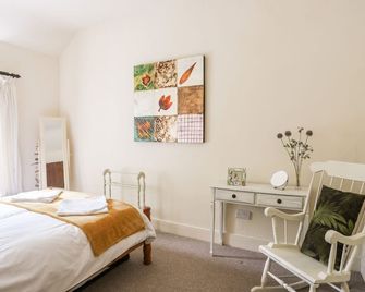 LLYS ELEN, family friendly, character holiday cottage in Nant Gwynant - Caernarfon - Dormitor