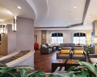 Embassy Suites by Hilton Anaheim North - Anaheim - Area lounge