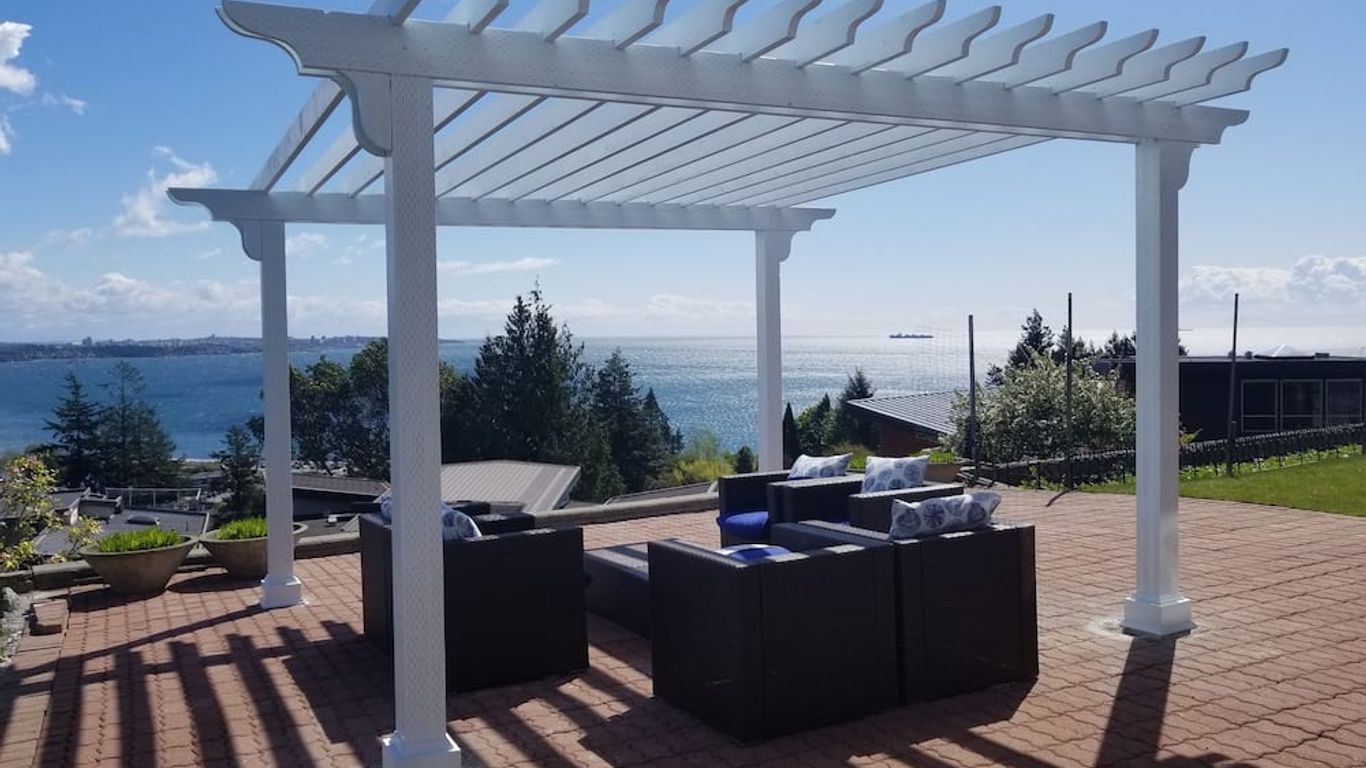 Victoria Ocean View B&B House