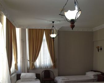 Hotel Atasayan - Gebze - Bedroom