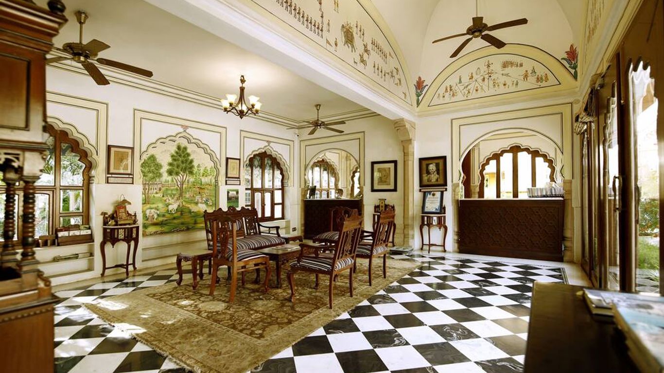 Hotel Narain Niwas Palace