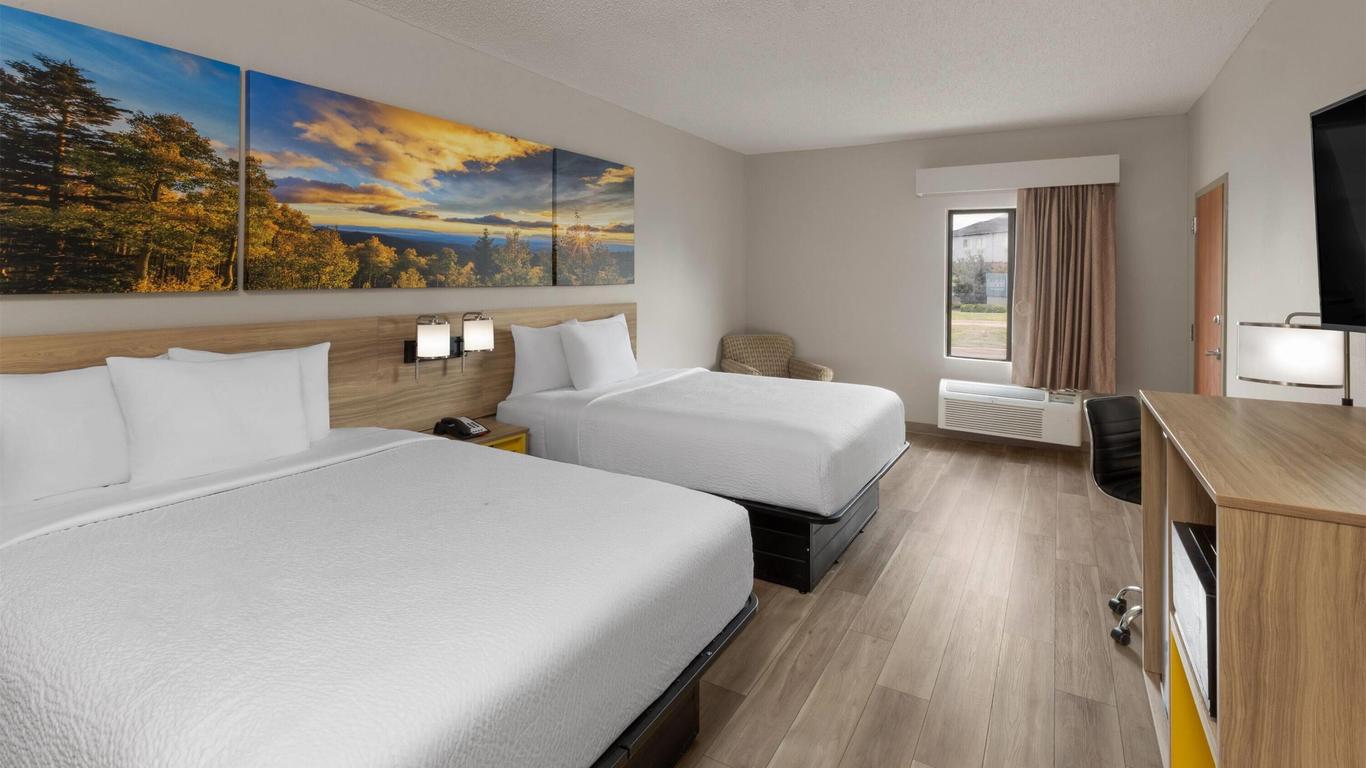 Days Inn Tulsa Central