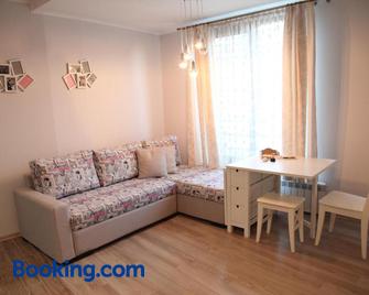 Apartment Retro - Dobrich - Soggiorno