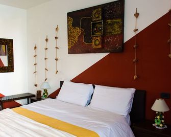 B&B Villa Delle Rose - بومباي - غرفة نوم