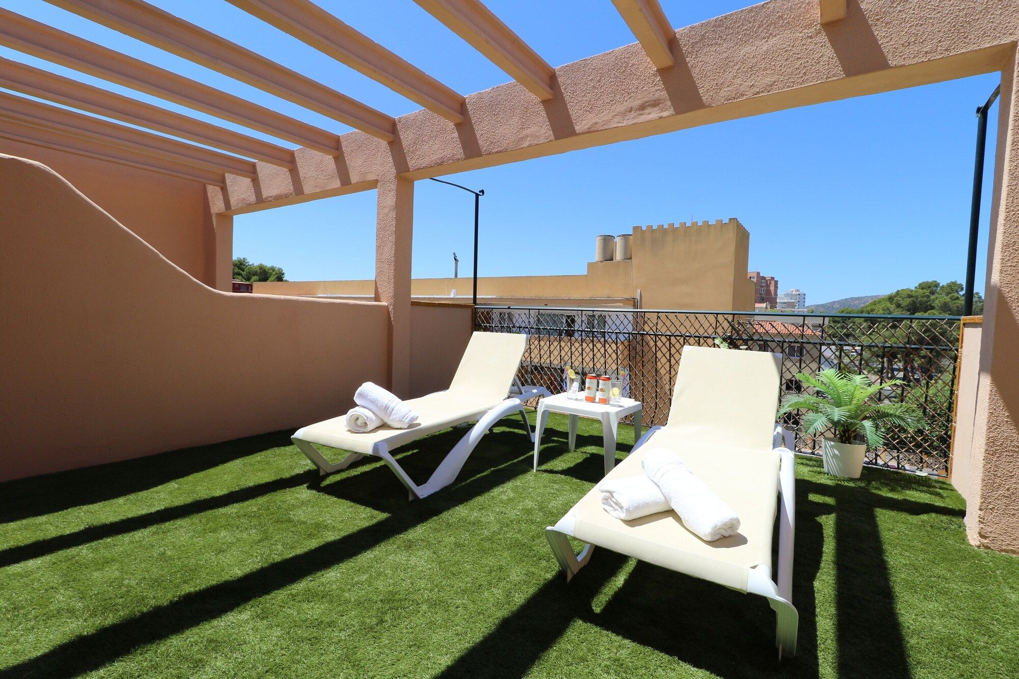 هوتل جاباردا - بالما نوفا - شرفة