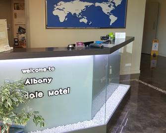 Albany Rosedale Motel - Albany - Front desk