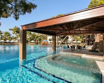 Seven Seas Hotel Life - Göynük - Piscina