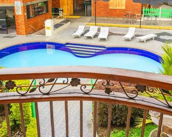 Hostal San Jorge - Pereira - Pileta