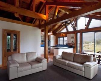 Glenorchy House. 360° Mountains, By Lake And River. - Glenorchy - Soggiorno