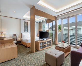 Swiss-Belhotel Danum Palangkaraya - Палангкарая - Вітальня