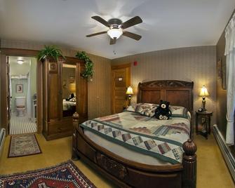 The Historic Elk Mountain Hotel - Elk Mountain - Bedroom