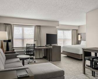 Residence Inn by Marriott Davenport - Davenport - Living room