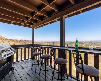Spectacular panoramic Phoenix Valley views and desert mountain hiking /bicycling - Phoenix - Balcony