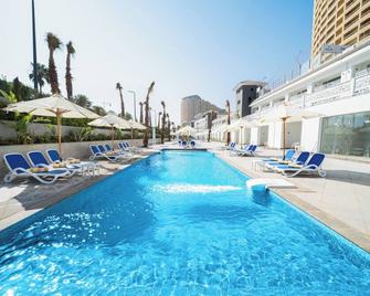 Porto Sokhna Beach Resort - Ain Sokhna - Pool