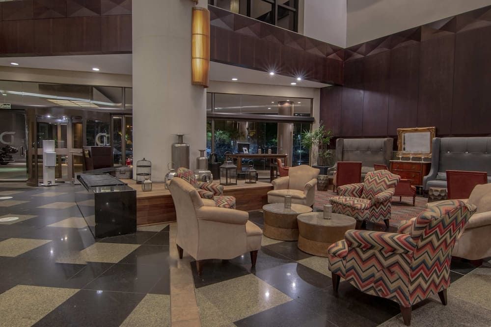 Hotel Deville Prime Porto Alegre